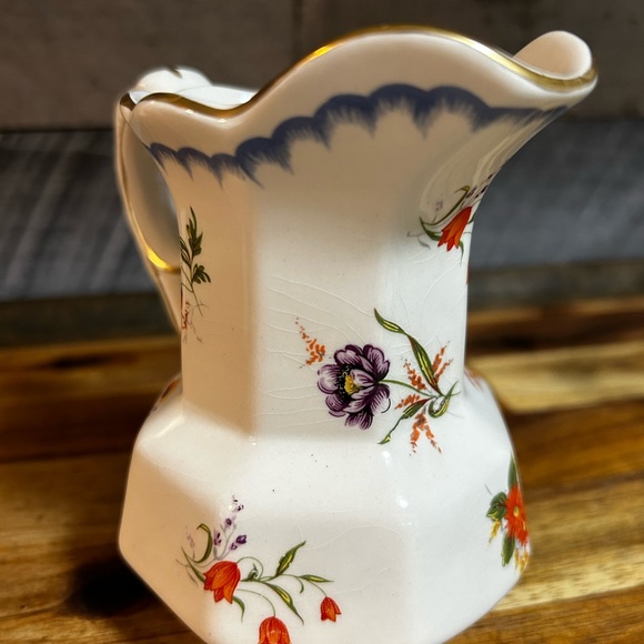 Enoch Wedgwood Tunstall Ltd. Lowestoft 4.5" Pitcher 💚 - Picture 2 of 5